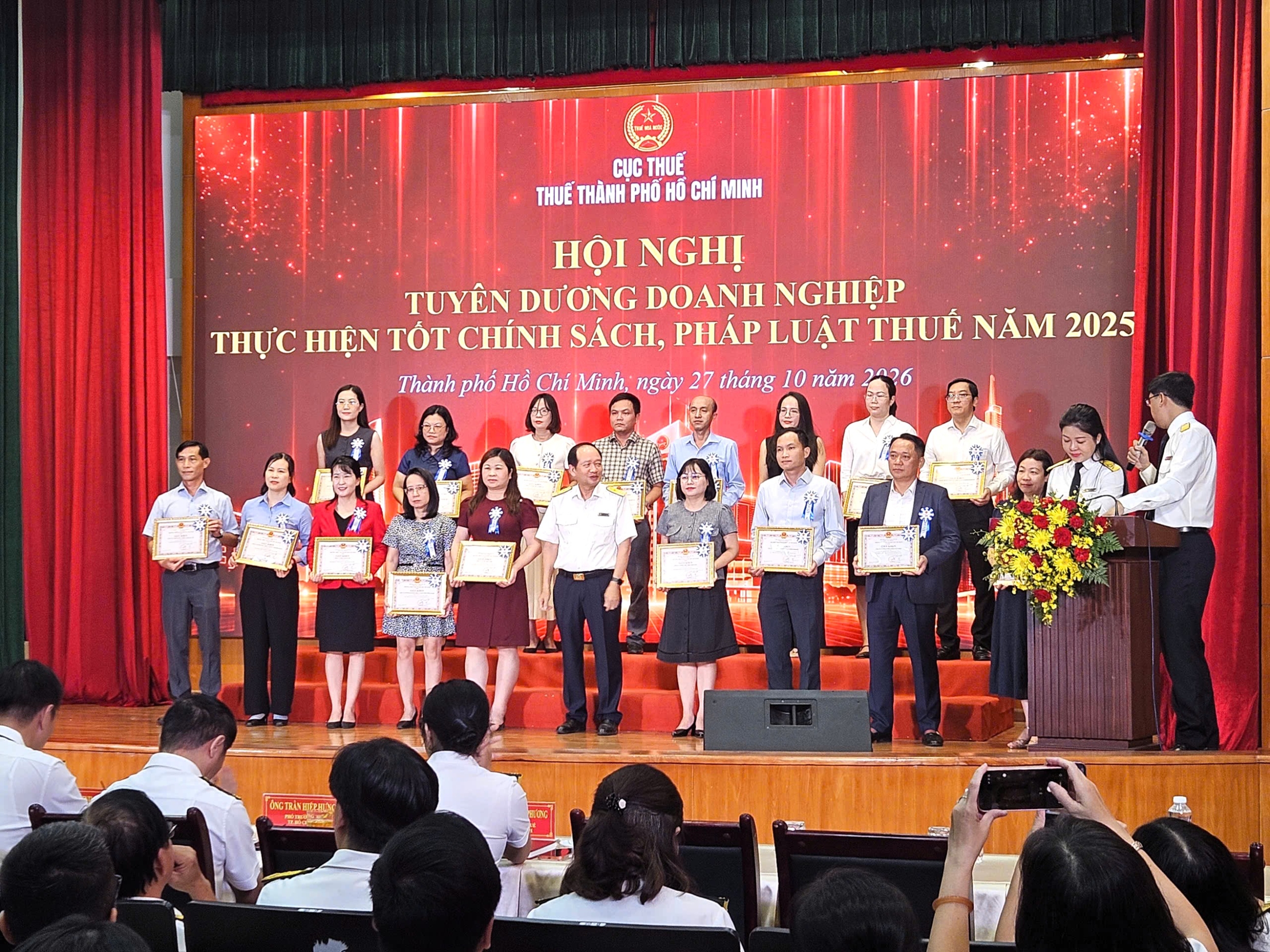 Anh chinh sang 4